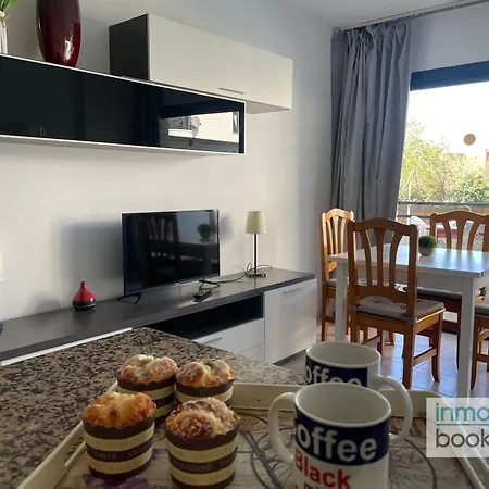 Cannes Salou, Piscina Y Centrico Apartment *